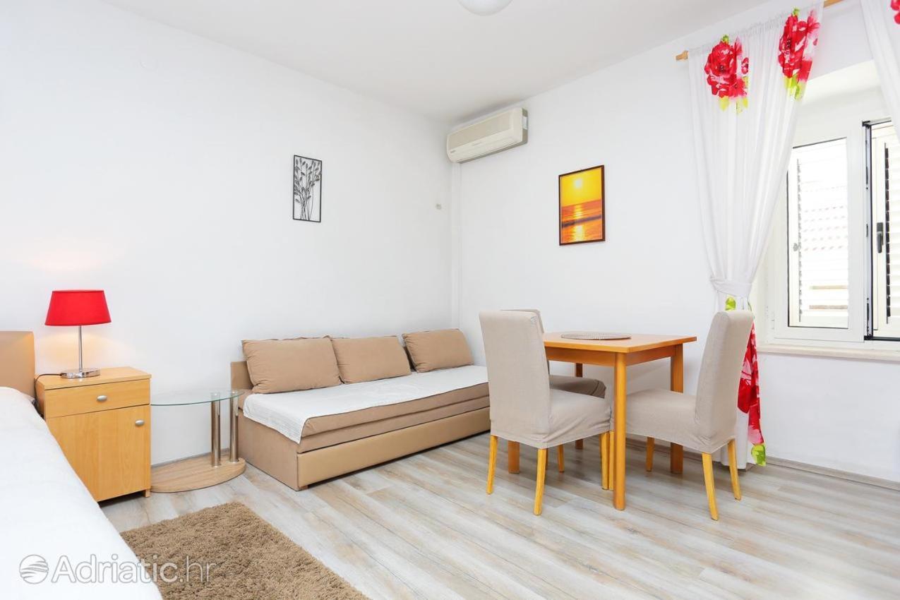 Apartment Andela Kaštela エクステリア 写真