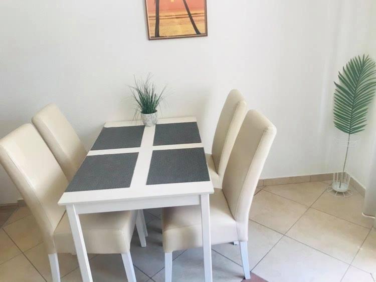 Apartment Andela Kaštela エクステリア 写真