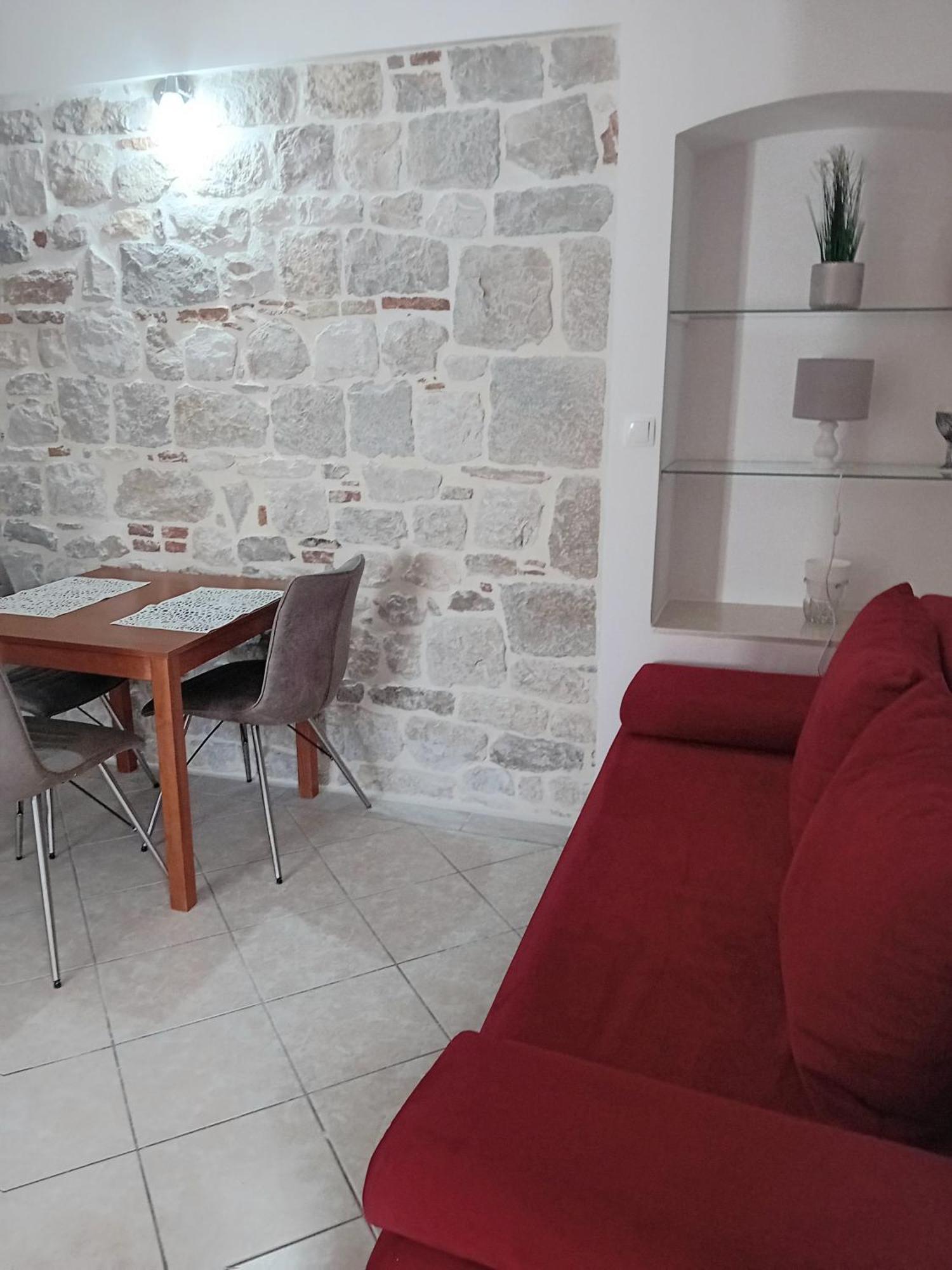 Apartment Andela Kaštela エクステリア 写真