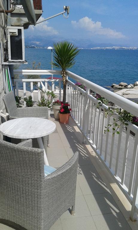 Apartment Andela Kaštela エクステリア 写真