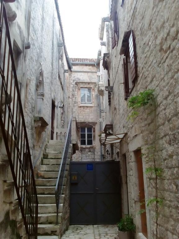 Apartment Andela Kaštela エクステリア 写真